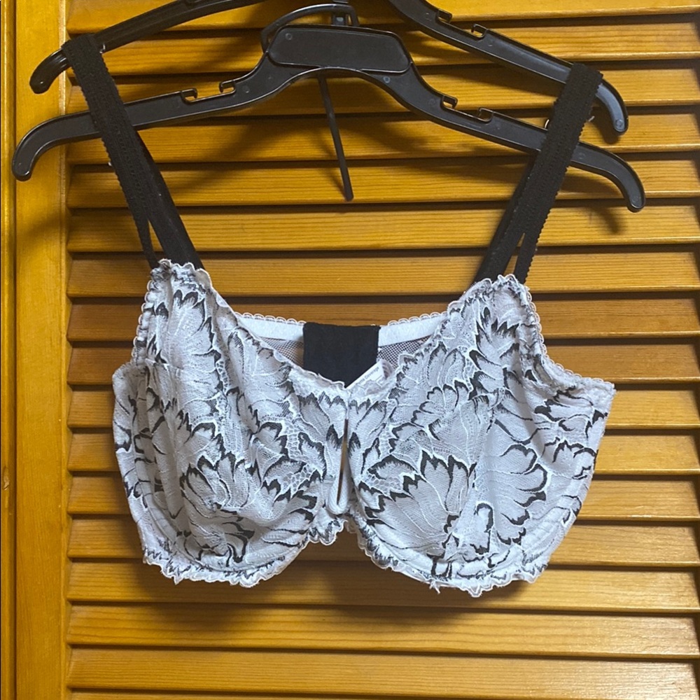 Auden Black and White Lace Bra worn one time